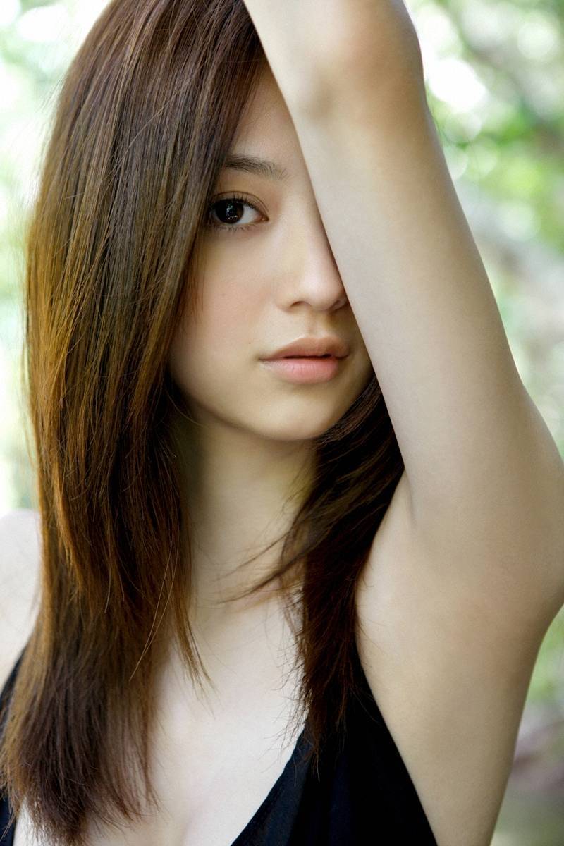 Rina AIZAWA [Japanese idols]